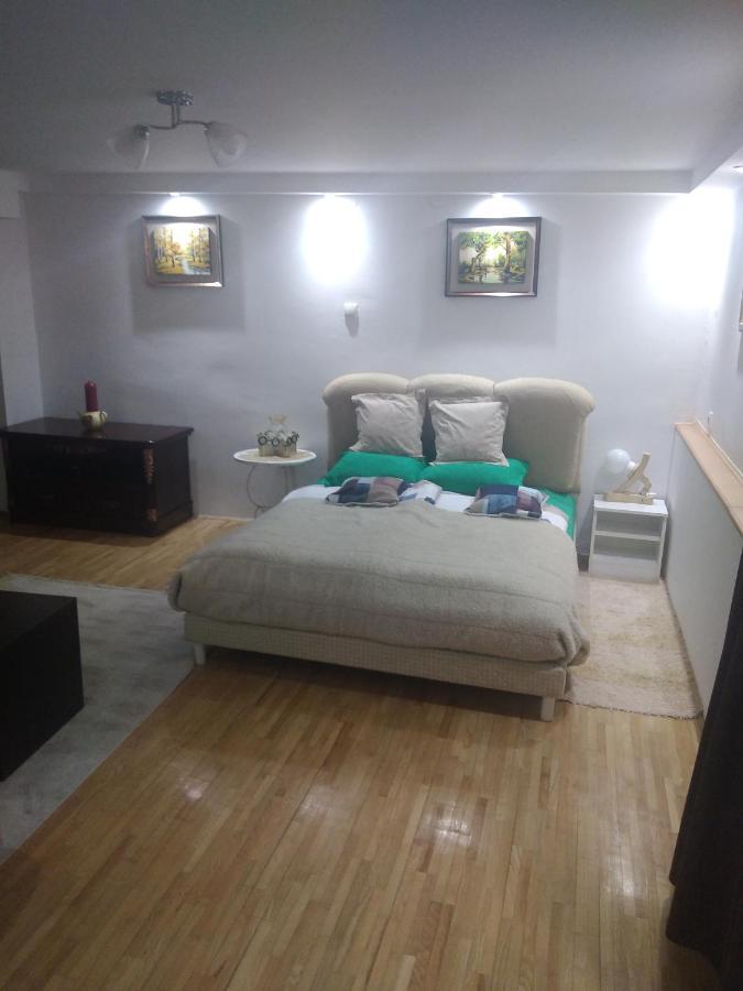 Goksi Apartment Суботица Екстериор снимка